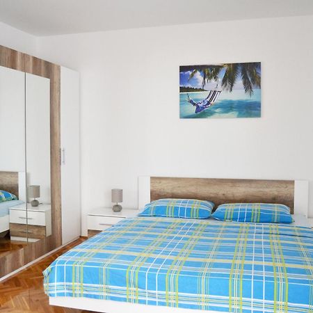 Apartments Mikulic Biograd na Moru Szoba fotó