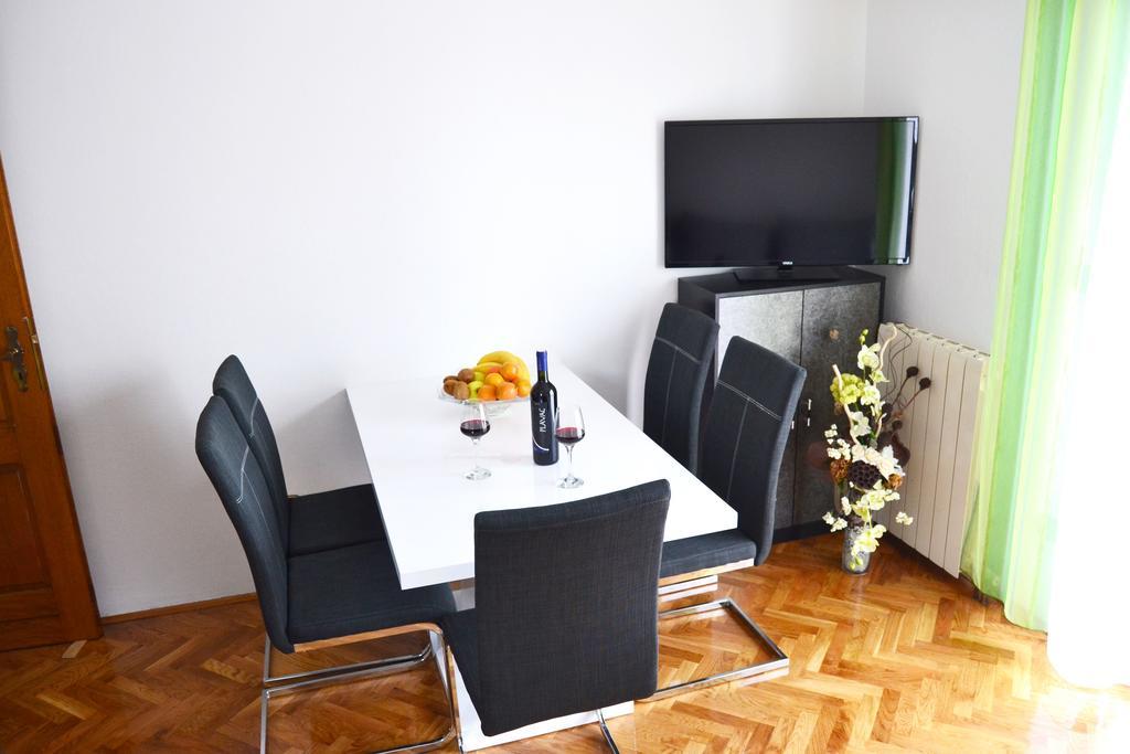 Apartments Mikulic Biograd na Moru Kültér fotó